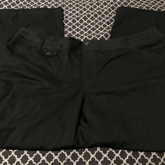 Lane Bryant Womens Black Slacks Chino Plus Pants Sz 24 - Picture 3 of 4